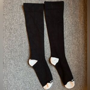Wellow Black and Gray Compression Socks